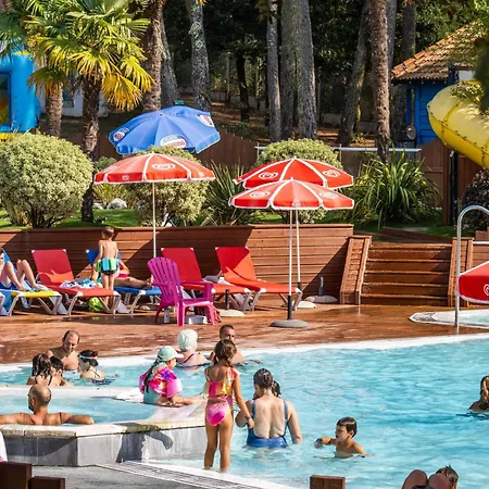 Holiday park Camping Les Criques De Royan 2*