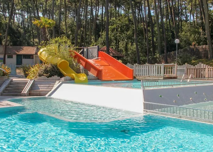 Camping Les Criques De Royan Holiday park